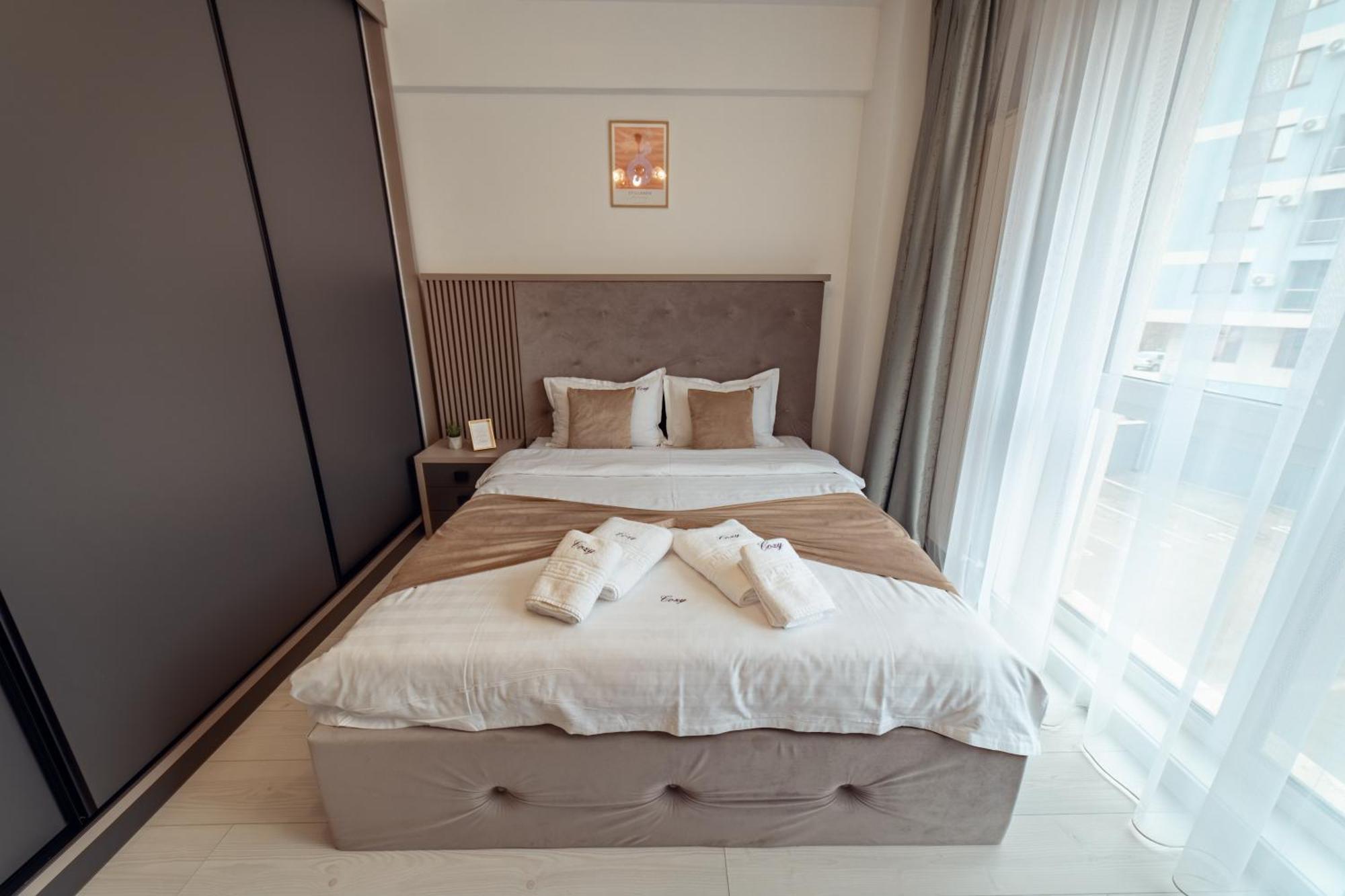 Exclusive Collection Palas Mall Suites And Studios Yaş Dış mekan fotoğraf